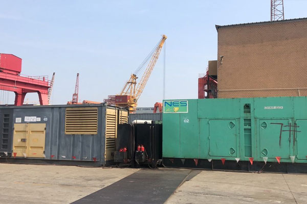 三穗发电机出租空气滤清器的清洁频率是多少？