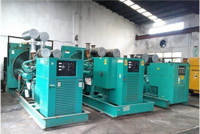 三穗如何判断汽油发电机组电瓶的使用寿命？